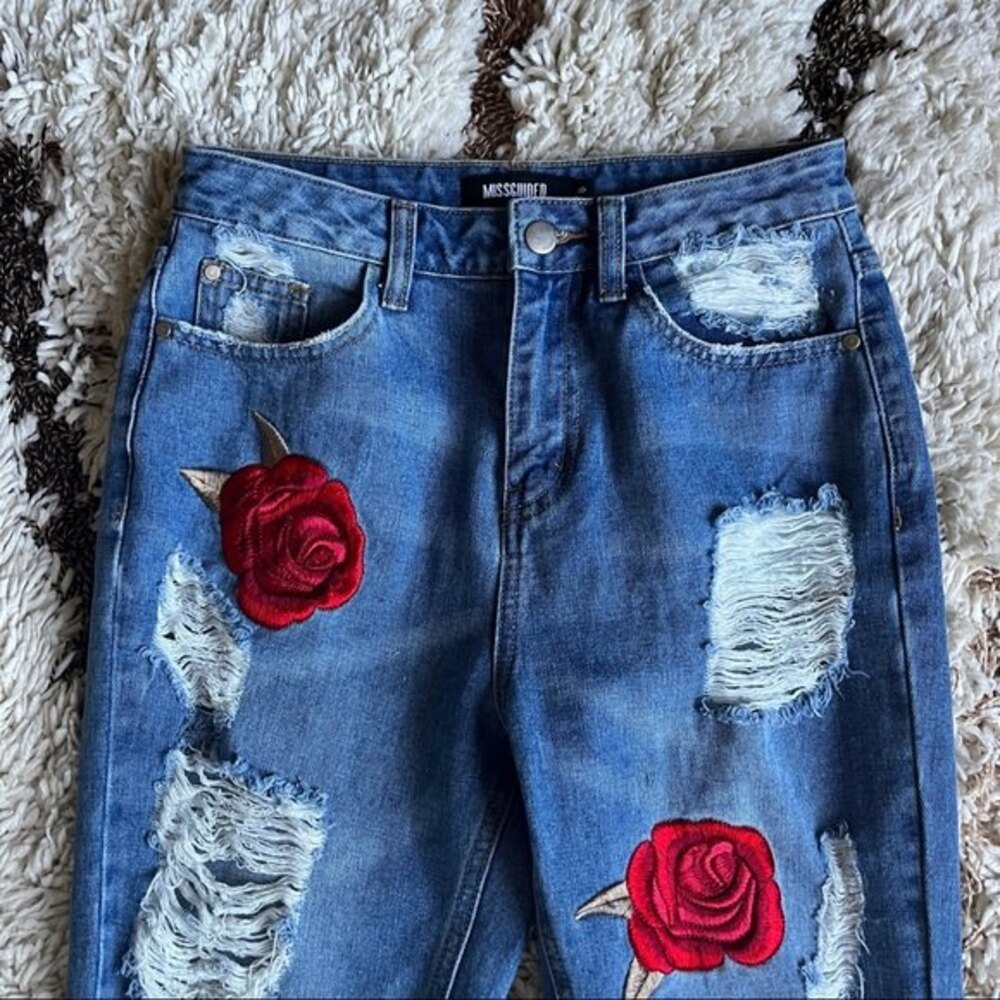 Misguided Blue Riot Embroidered Rose Ripped Mom Jeans 8 - Picture 4 of 9
